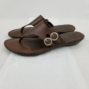 Born brown leather buckle strap thong sandals Sz 9